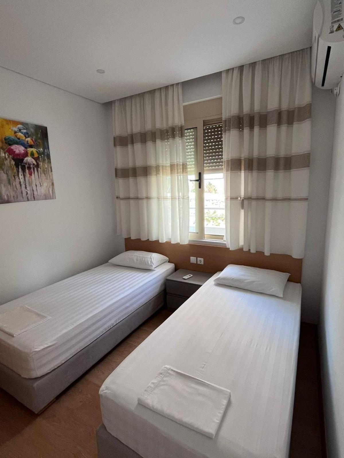 Mane Apartments Sarandë Exterior foto